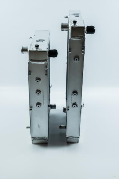 Auto-Aluminium-Kühler Für Motorkühlung Stockbild - Bild von  ineinandergreifen, industriell: 225888663