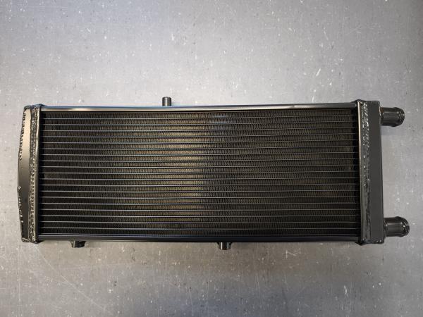 Auxiliary Radiator Aluminum Audi RS2 / S2 / B4 / 22 mm / 895 121 251