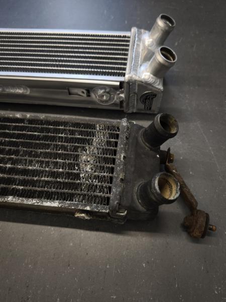 Zusatzwasserkühler 52 mm Audi 200 20VT / Typ 44 / Avant / quattro / 447 121 251 E